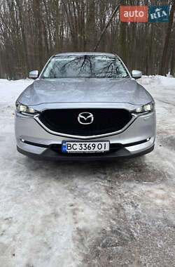 Позашляховик / Кросовер Mazda CX-5 2017 в Львові