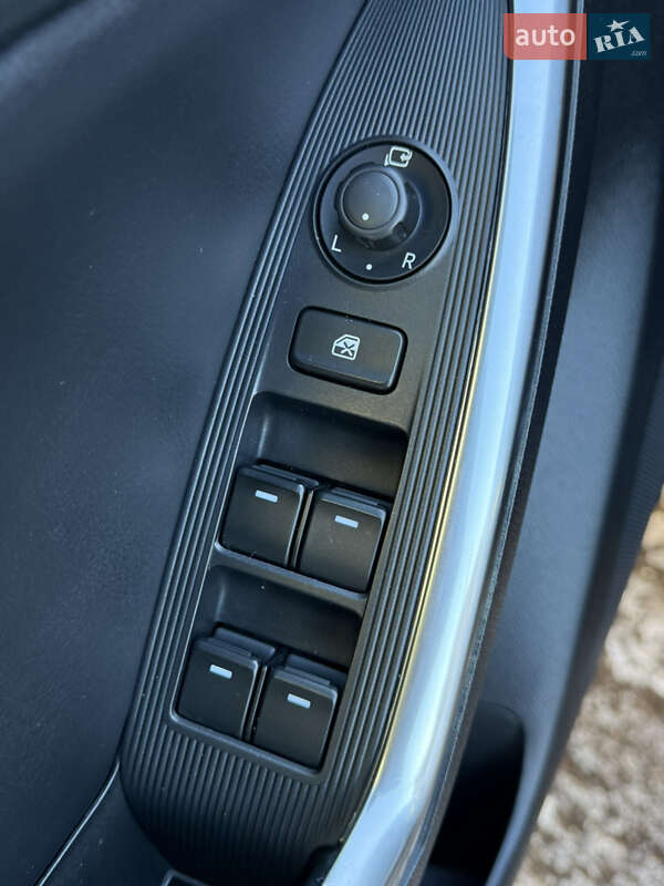 Внедорожник / Кроссовер Mazda CX-5 2012 в Луцке фото 45 Внедорожник / Кроссовер Mazda CX-5 2012 в Луцке