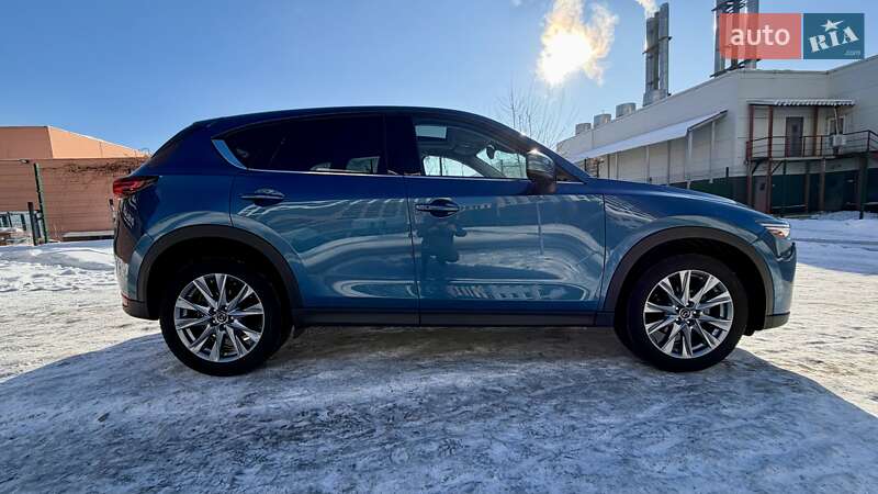 Внедорожник / Кроссовер Mazda CX-5 2020 в Киеве
