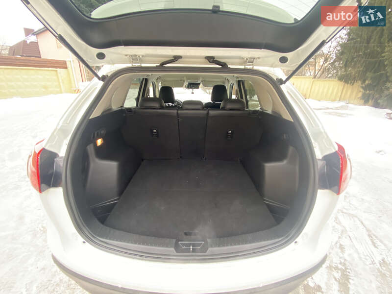 Внедорожник / Кроссовер Mazda CX-5 2013 в Ровно