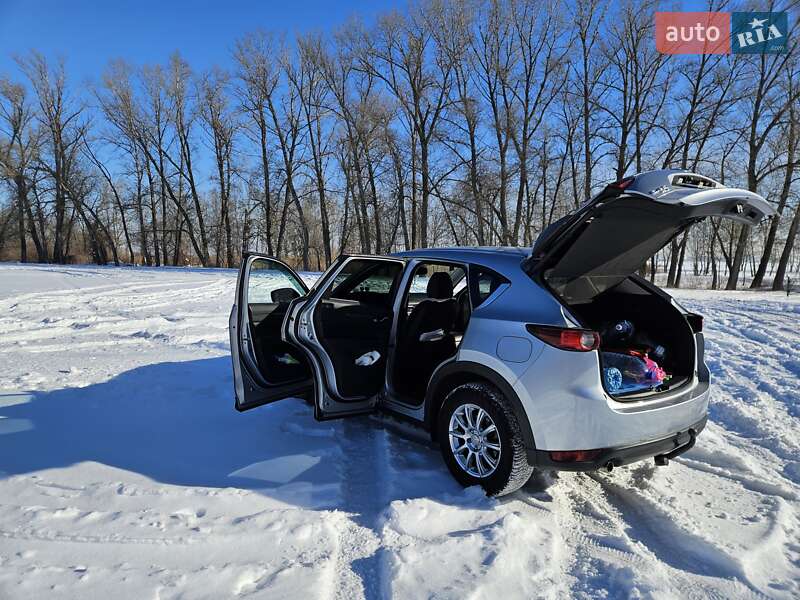 Внедорожник / Кроссовер Mazda CX-5 2017 в Черкассах