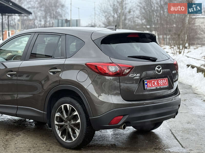 Внедорожник / Кроссовер Mazda CX-5 2016 в Стрые