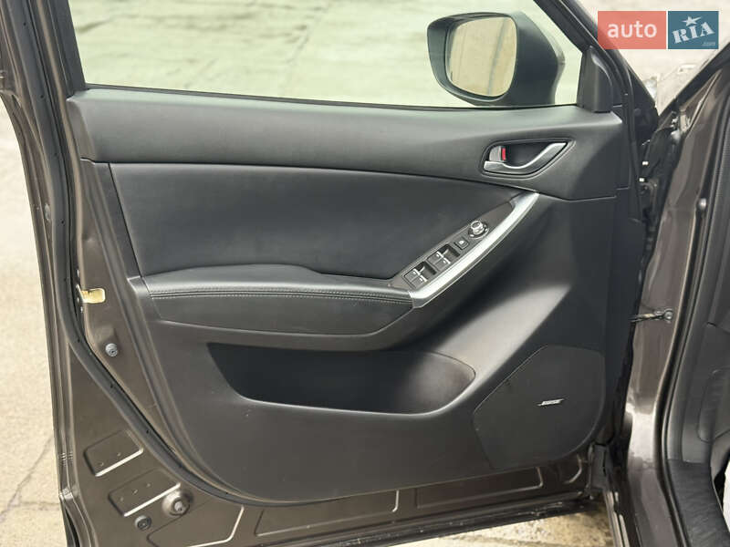 Внедорожник / Кроссовер Mazda CX-5 2016 в Стрые