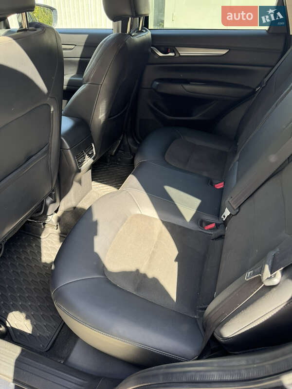 Внедорожник / Кроссовер Mazda CX-5 2017 в Днепре