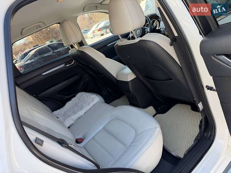 Внедорожник / Кроссовер Mazda CX-5 2017 в Полтаве фото 57 Внедорожник / Кроссовер Mazda CX-5 2017 в Полтаве