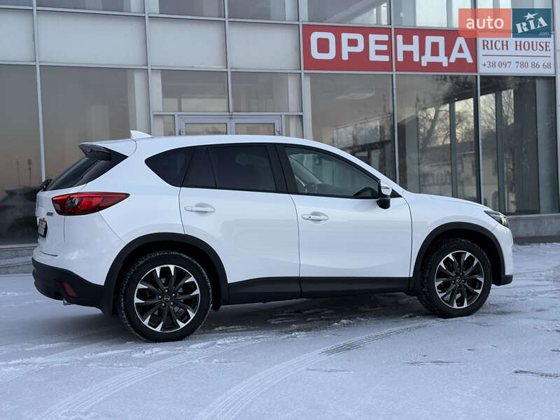 Внедорожник / Кроссовер Mazda CX-5 2017 в Каменском