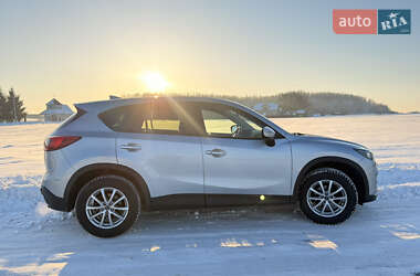 Внедорожник / Кроссовер Mazda CX-5 2017 в Нововолынске