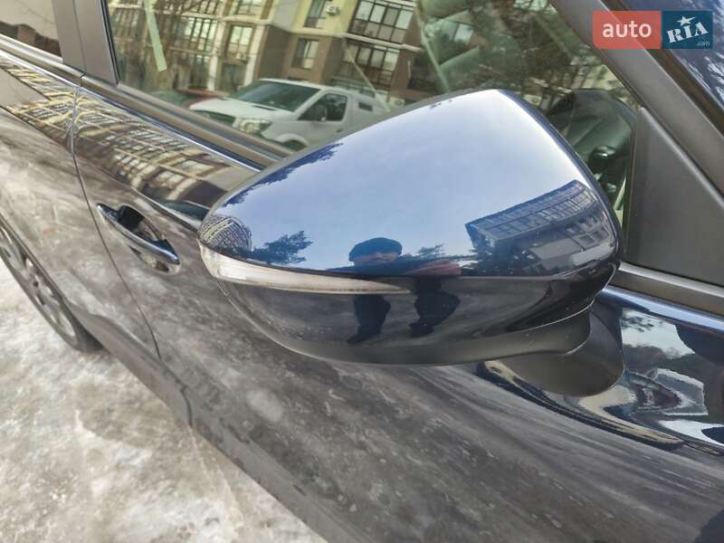 Позашляховик / Кросовер Mazda CX-5 2015 в Києві