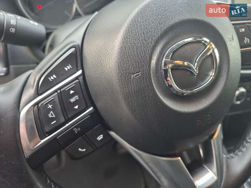 Позашляховик / Кросовер Mazda CX-5 2015 в Києві