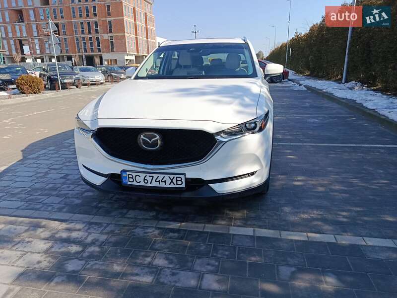 Внедорожник / Кроссовер Mazda CX-5 2019 в Городке