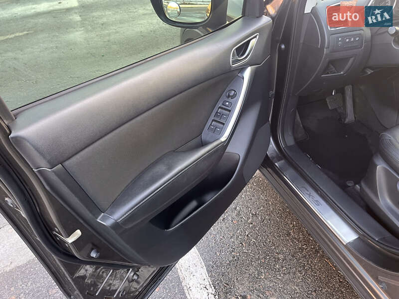 Внедорожник / Кроссовер Mazda CX-5 2015 в Киеве