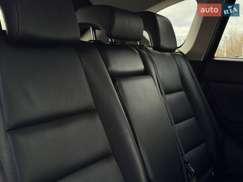 Внедорожник / Кроссовер Mazda CX-5 2014 в Ровно