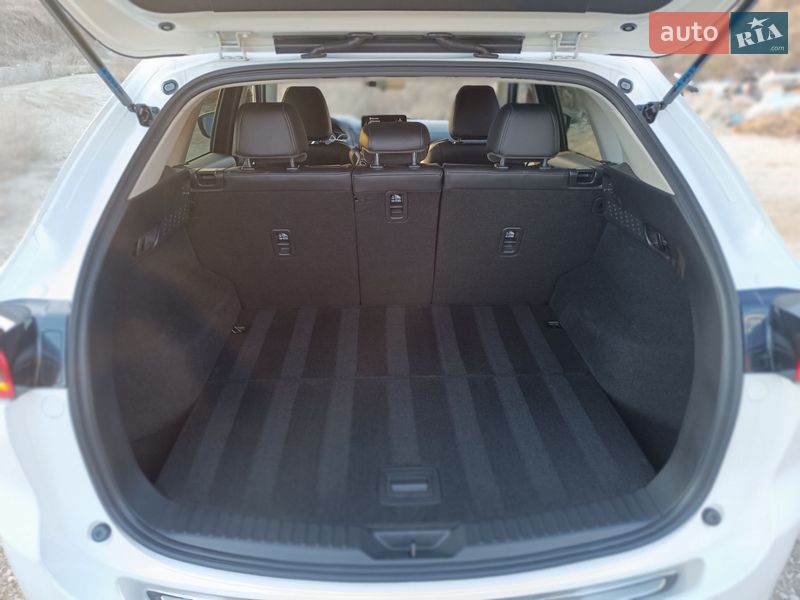 Внедорожник / Кроссовер Mazda CX-5 2025 в Днепре фото 7 Внедорожник / Кроссовер Mazda CX-5 2025 в Днепре