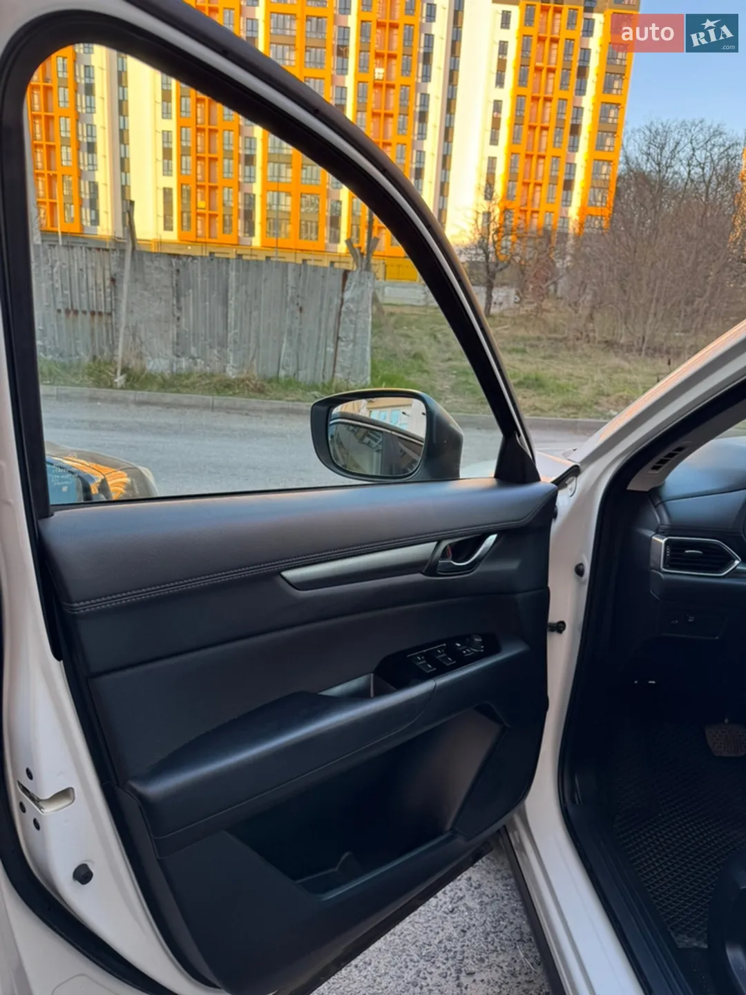 2017 Mazda CX-5 - мініатюра 23