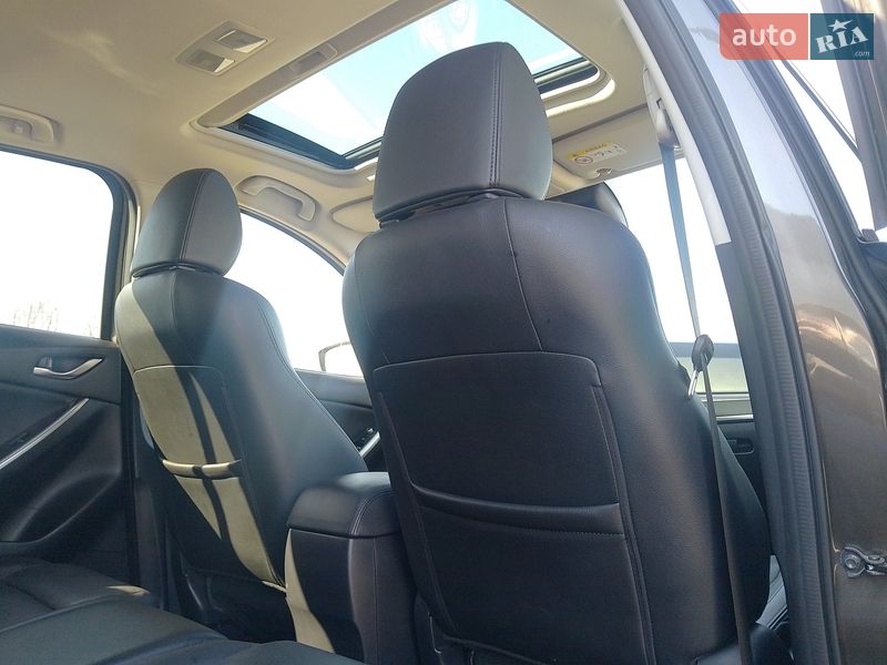 Внедорожник / Кроссовер Mazda CX-5 2015 в Ровно