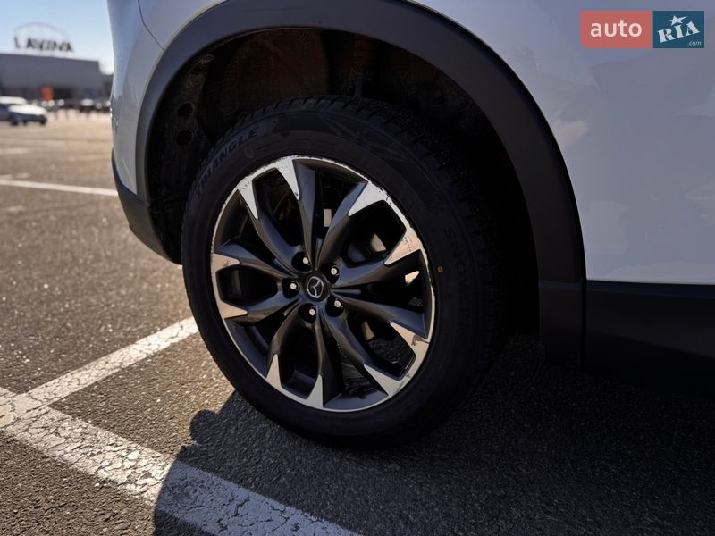 Внедорожник / Кроссовер Mazda CX-5 2016 в Буче