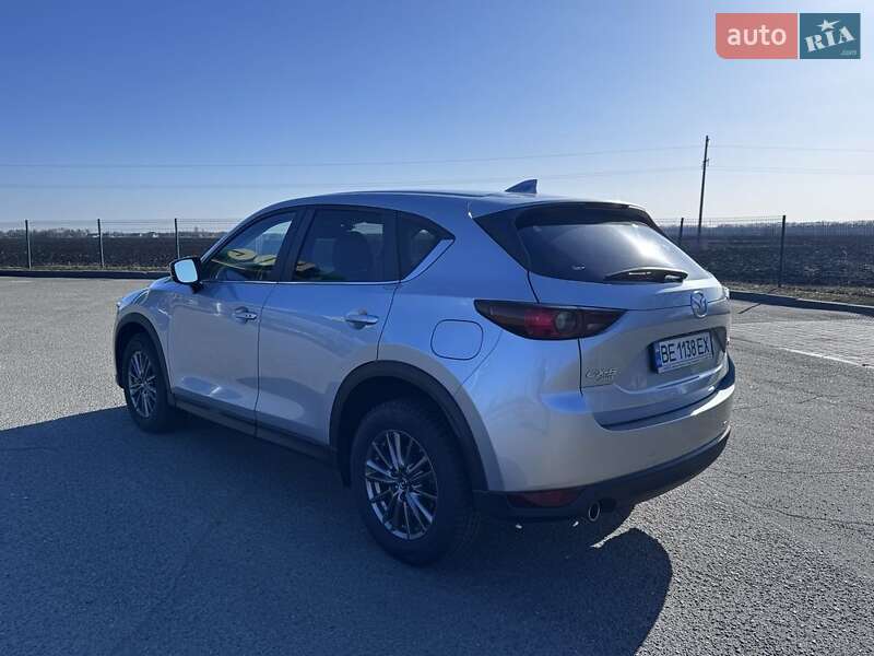 Позашляховик / Кросовер Mazda CX-5 2017 в Золотоноші
