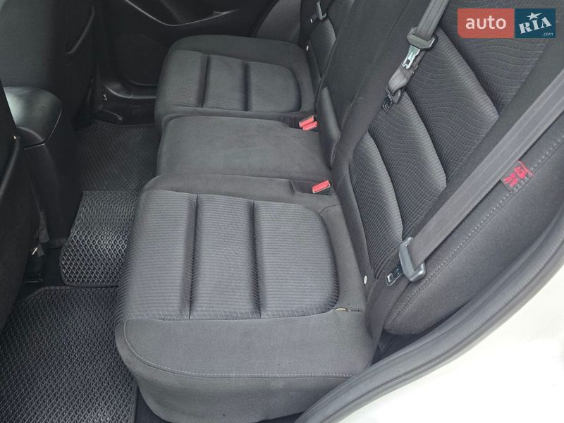 Внедорожник / Кроссовер Mazda CX-5 2012 в Ровно