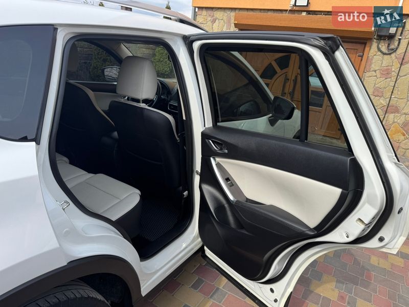 Внедорожник / Кроссовер Mazda CX-5 2015 в Тернополе