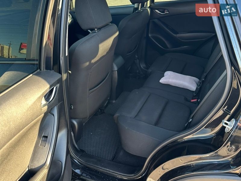 Позашляховик / Кросовер Mazda CX-5 2015 в Києві