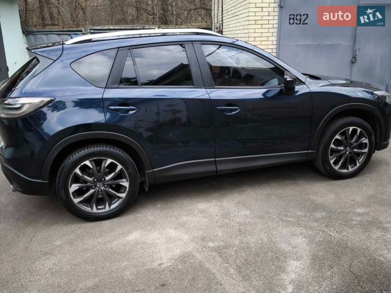 Внедорожник / Кроссовер Mazda CX-5 2016 в Киеве