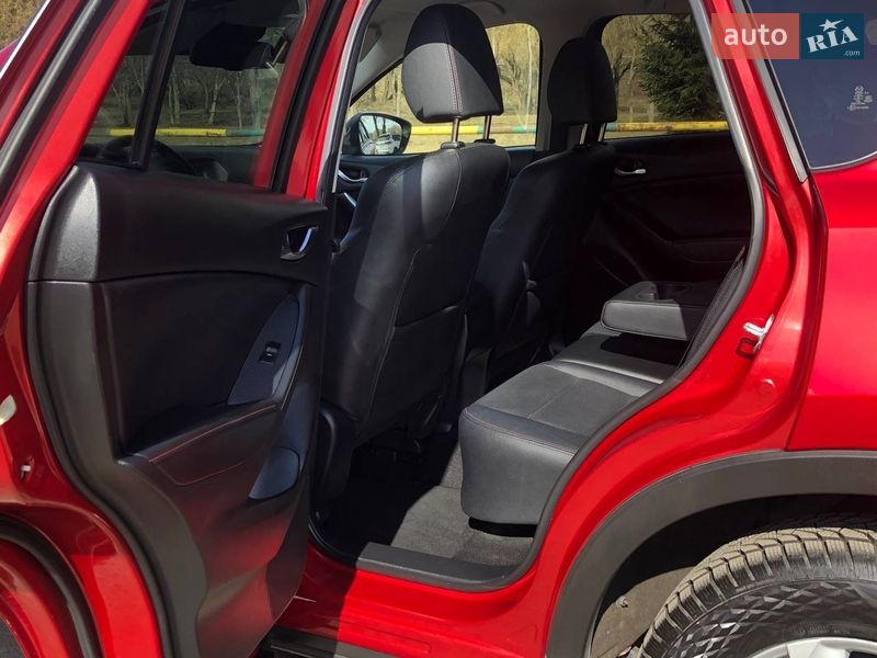 Позашляховик / Кросовер Mazda CX-5 2015 в Рівному