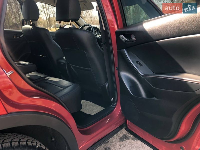 Позашляховик / Кросовер Mazda CX-5 2015 в Рівному