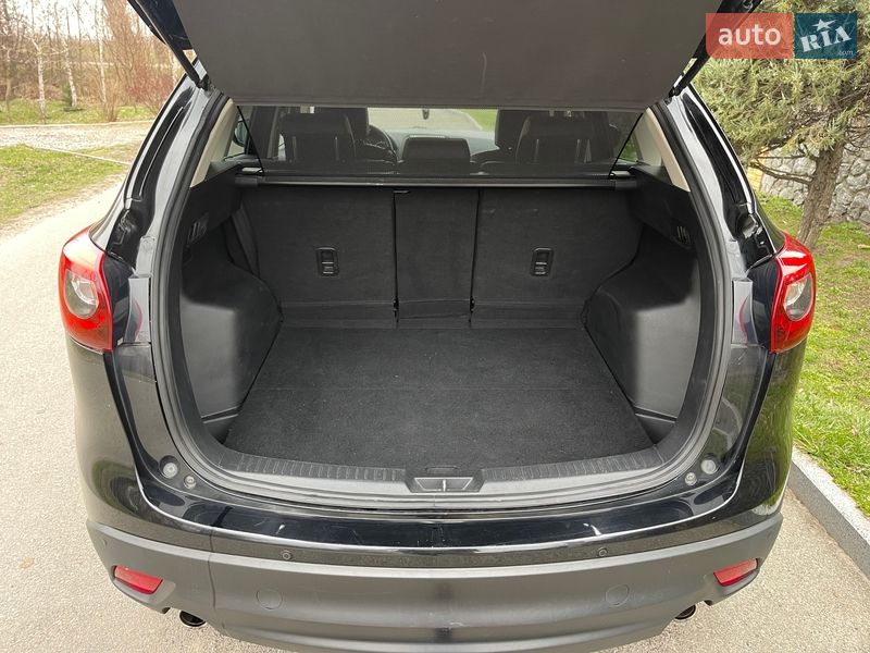 Позашляховик / Кросовер Mazda CX-5 2016 в Києві