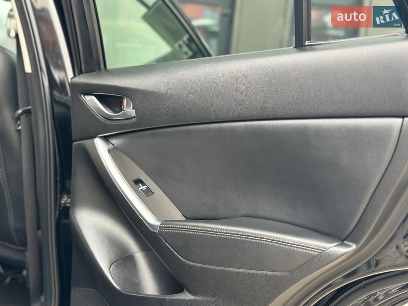 Позашляховик / Кросовер Mazda CX-5 2015 в Дрогобичі