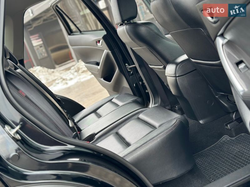 Позашляховик / Кросовер Mazda CX-5 2015 в Дрогобичі