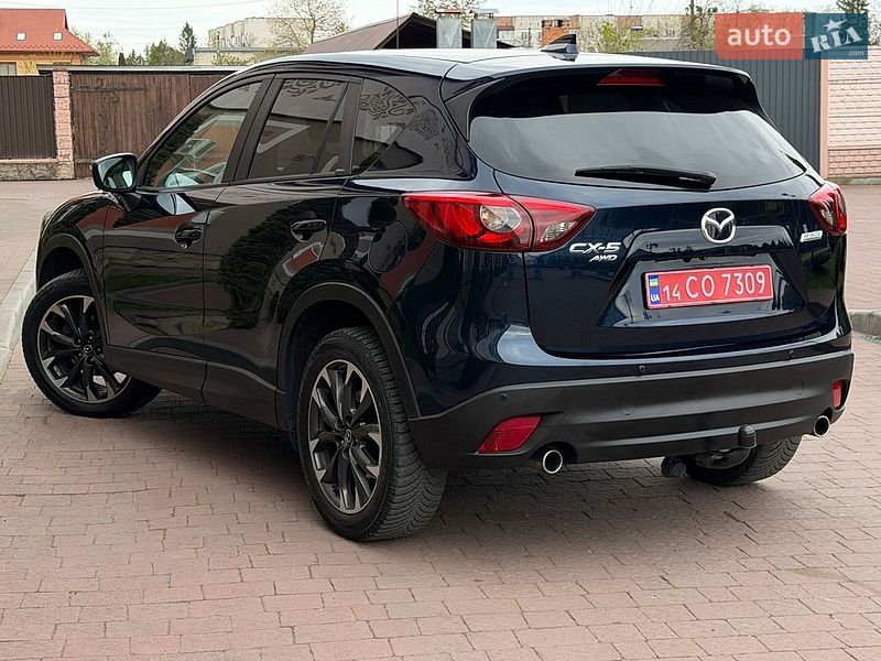 Внедорожник / Кроссовер Mazda CX-5 2016 в Стрые