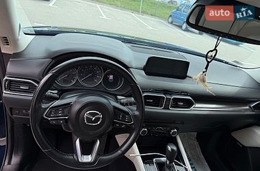 Внедорожник / Кроссовер Mazda CX-5 2017 в Киеве
