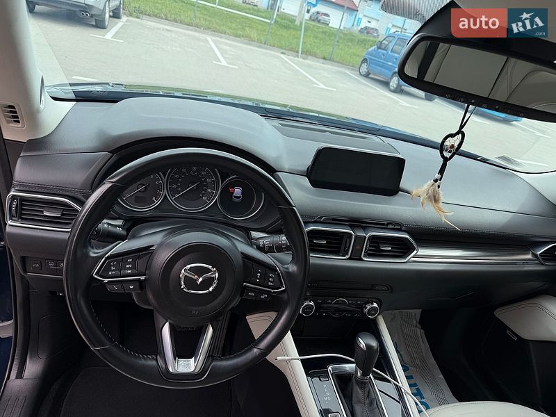 Внедорожник / Кроссовер Mazda CX-5 2017 в Киеве