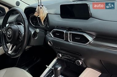 Внедорожник / Кроссовер Mazda CX-5 2017 в Киеве