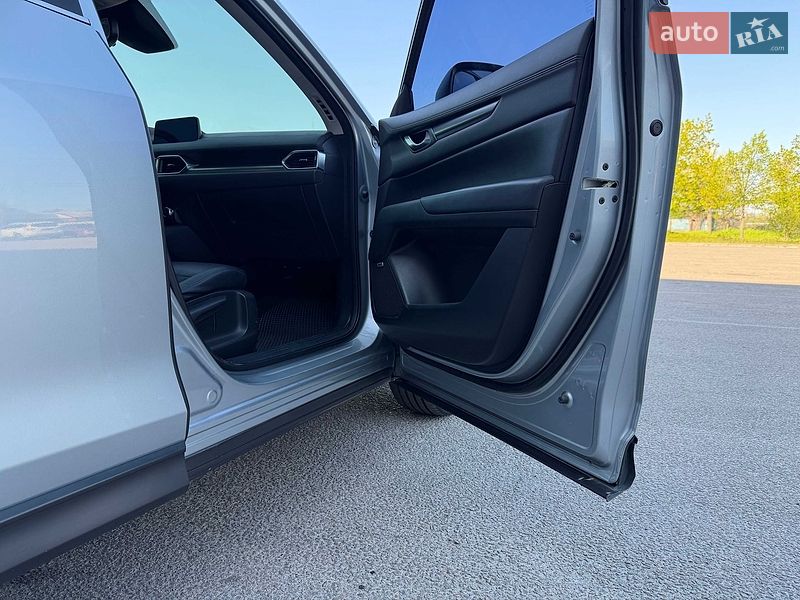 Внедорожник / Кроссовер Mazda CX-5 2017 в Днепре