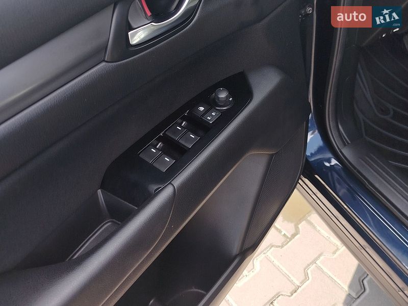 Внедорожник / Кроссовер Mazda CX-5 2019 в Киеве