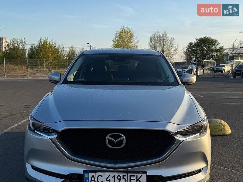 Внедорожник / Кроссовер Mazda CX-5 2017 в Киеве