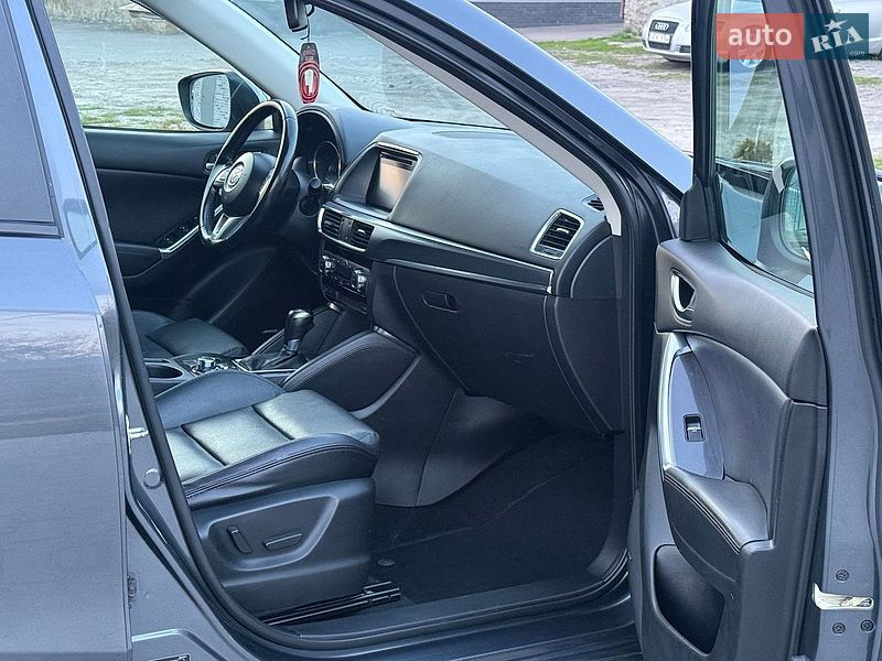 Внедорожник / Кроссовер Mazda CX-5 2015 в Сарнах
