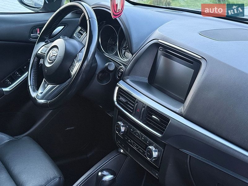 Внедорожник / Кроссовер Mazda CX-5 2015 в Сарнах
