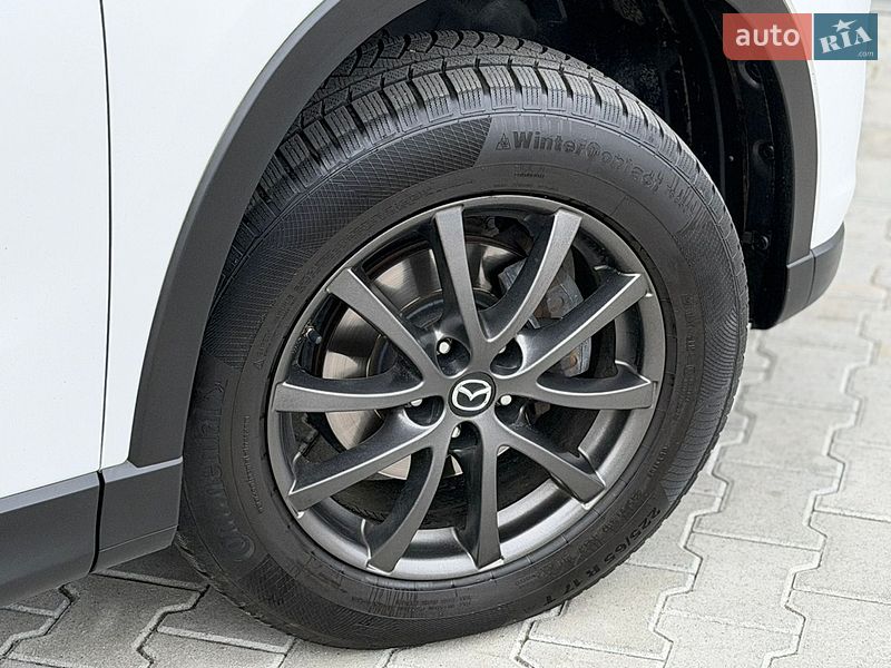 Внедорожник / Кроссовер Mazda CX-5 2015 в Сарнах