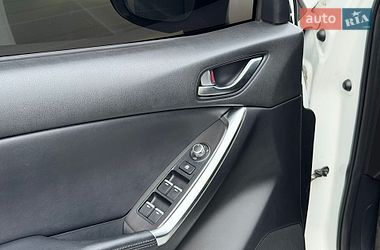Внедорожник / Кроссовер Mazda CX-5 2015 в Сарнах