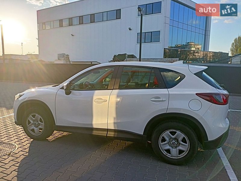 Внедорожник / Кроссовер Mazda CX-5 2017 в Киеве
