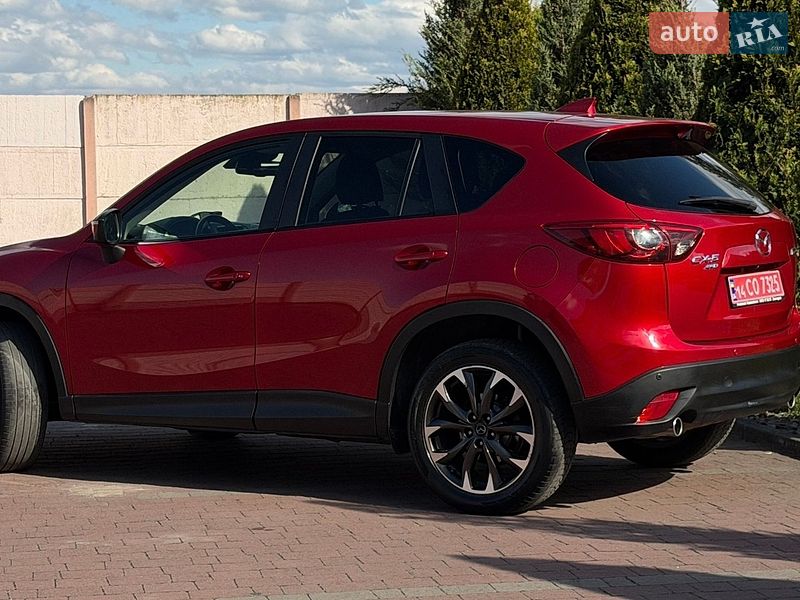 Внедорожник / Кроссовер Mazda CX-5 2015 в Стрые