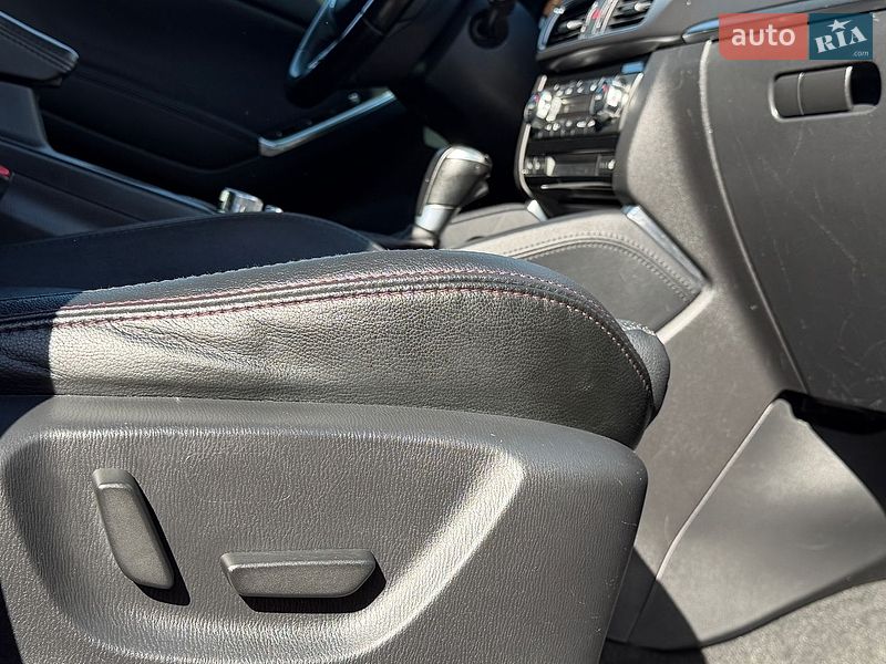 Внедорожник / Кроссовер Mazda CX-5 2015 в Стрые