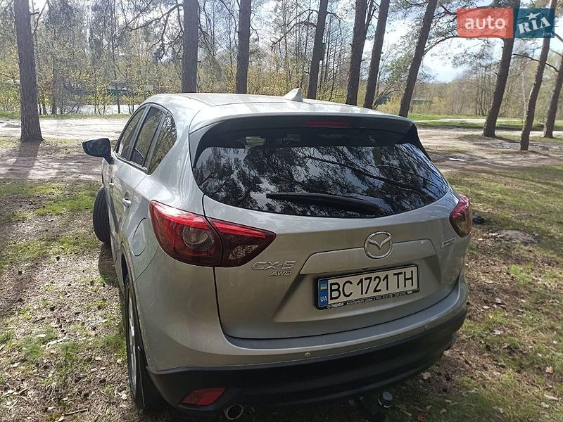 Внедорожник / Кроссовер Mazda CX-5 2016 в Сумах