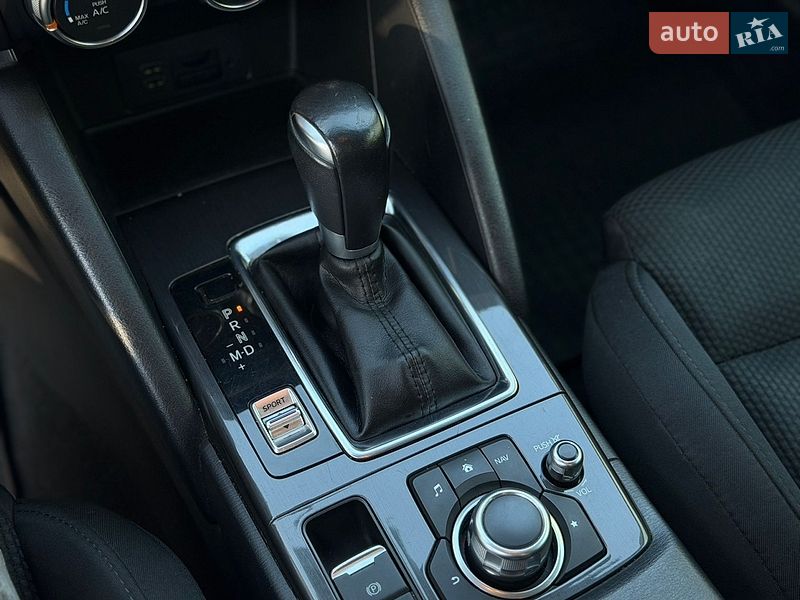 Внедорожник / Кроссовер Mazda CX-5 2016 в Киеве