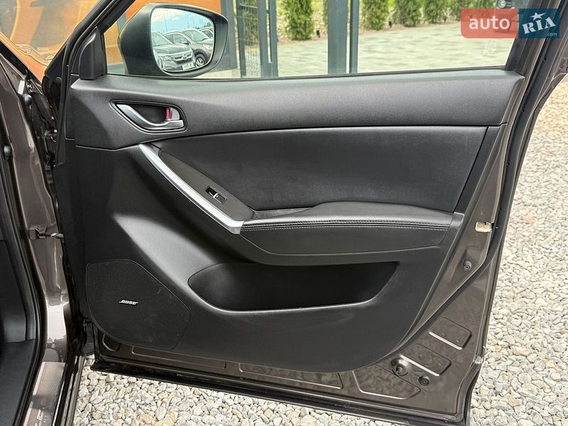 Внедорожник / Кроссовер Mazda CX-5 2016 в Стрые