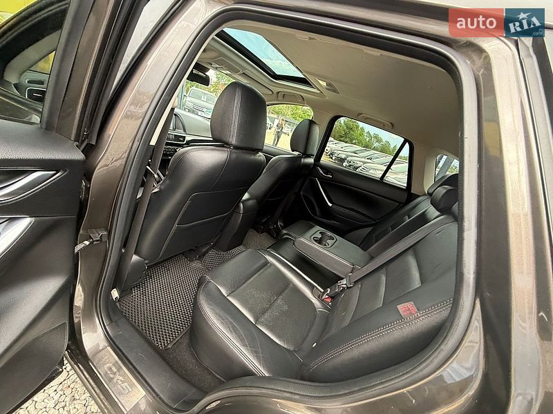 Внедорожник / Кроссовер Mazda CX-5 2016 в Стрые