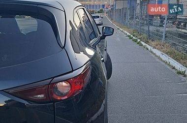 Внедорожник / Кроссовер Mazda CX-5 2017 в Киеве