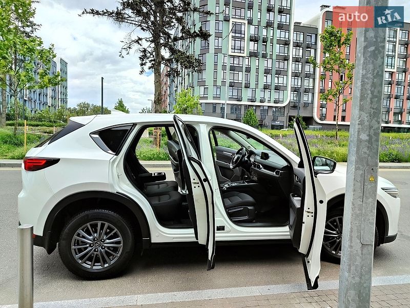 Внедорожник / Кроссовер Mazda CX-5 2018 в Киеве